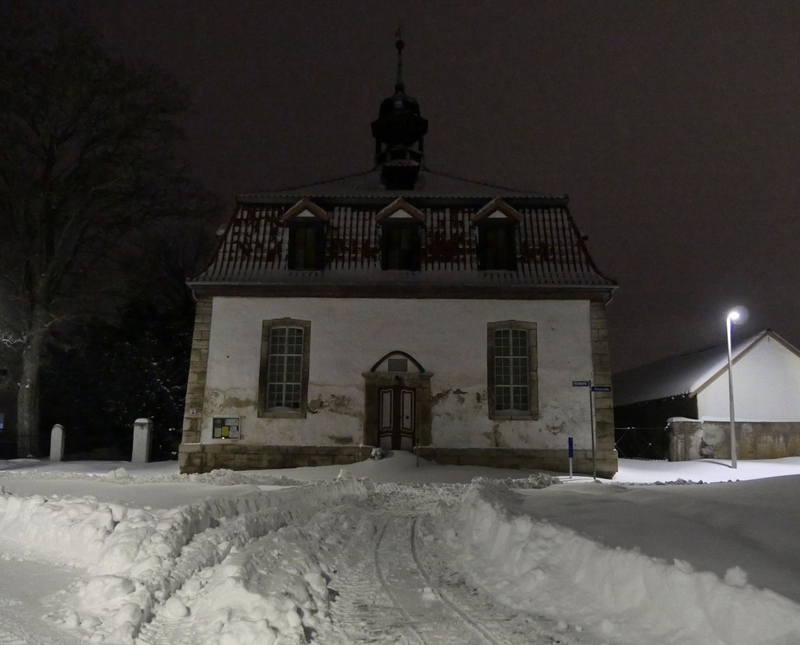 Winterimpression  Kirchplatz